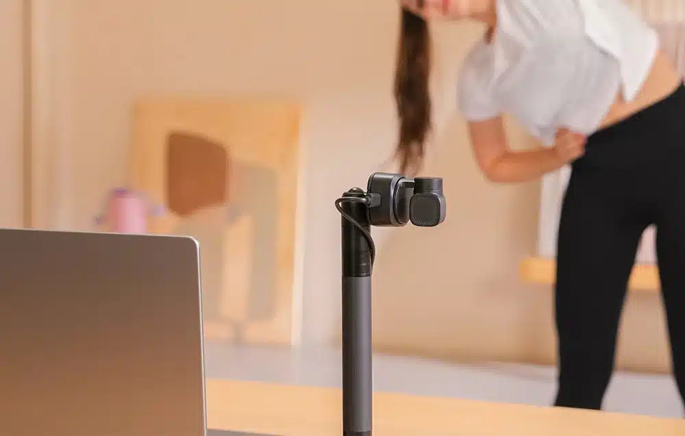 OBSBOT Tiny 2 Lite webkamera előadás közben.
